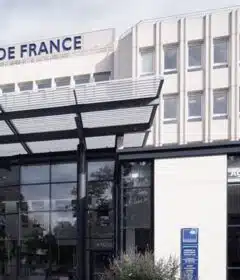 Comprendre le fonctionnement de la Banque Populaire Val de France services, avantages et particularités